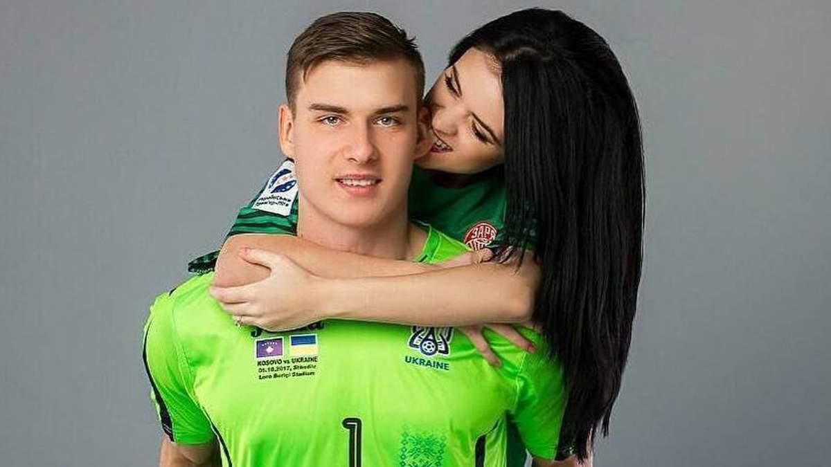 Андрей Лунин с женой / Фото из соцсетей