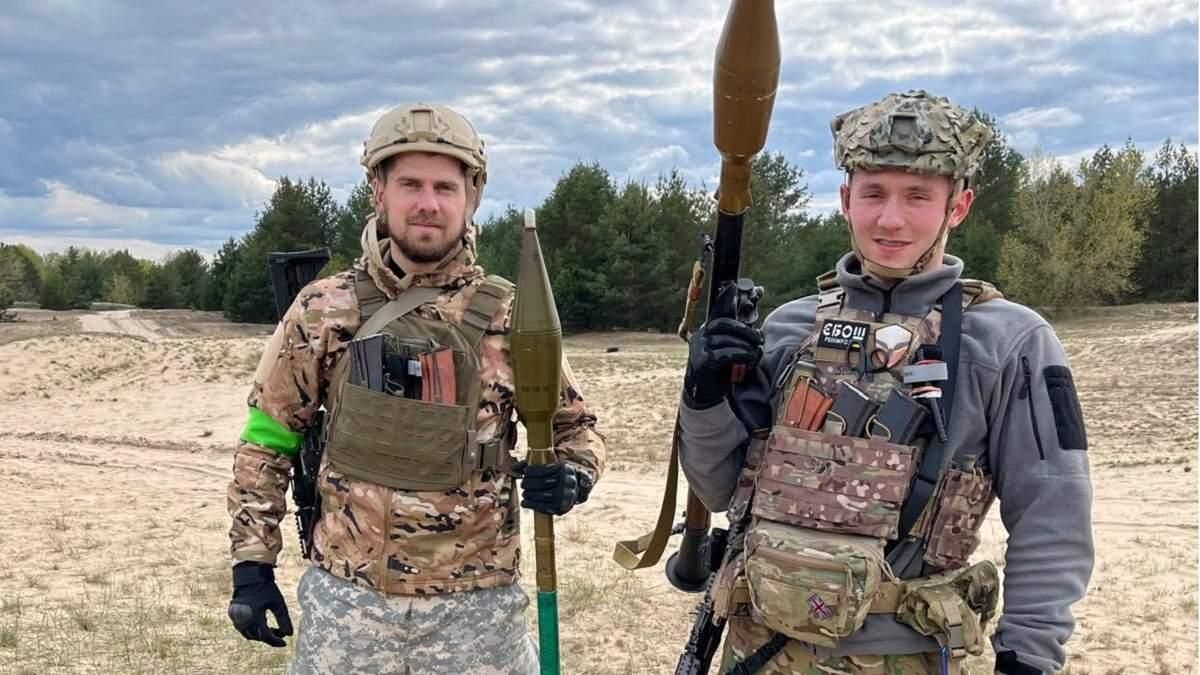 Володимир Сениця (ліворуч) / Facebook