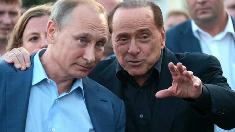 Сільвіо Берлусконі з путіним / Фото з РИА Новости