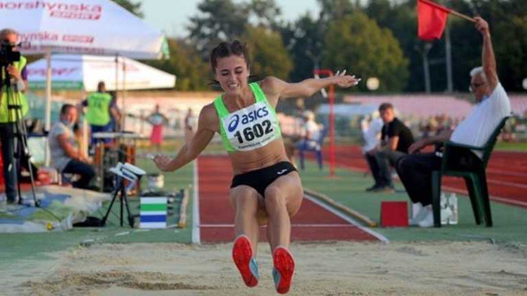 Оксана Мартинова / фото з відкритих джерел Оксана Мартинова / фото з відкритих джерел