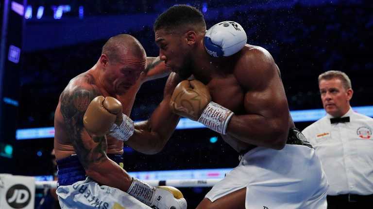 Усик против Джошуа / фото Mirror Усик против Джошуа / фото Mirror