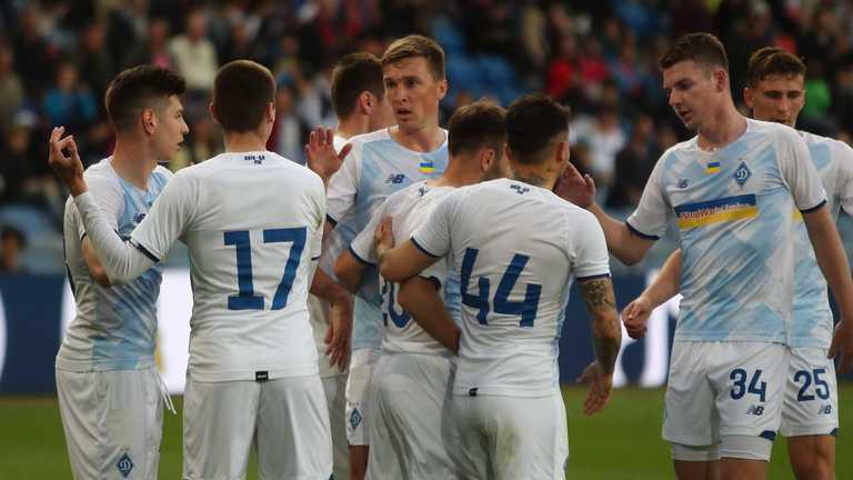 Благодійне турне / фото ФК Динамо Благодійне турне / фото ФК Динамо