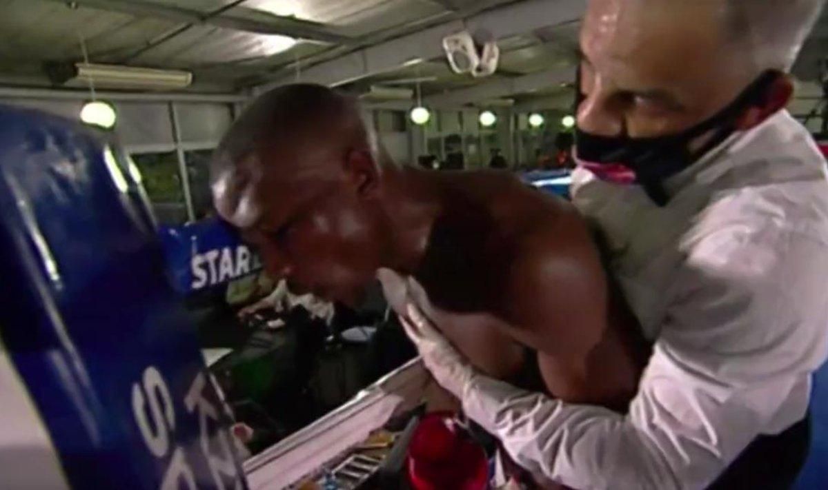 Сімісо Бутелезі / фото Marca Сімісо Бутелезі / фото Marca