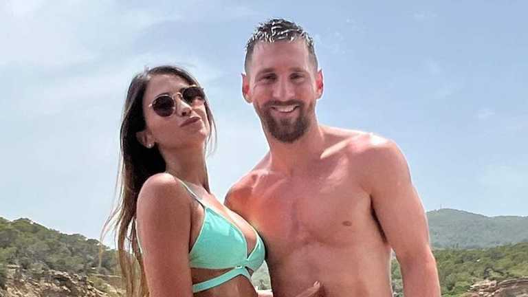 Мессі з дружиною Мессі з дружиною