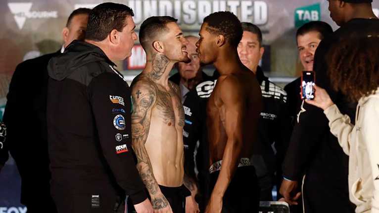 Камбосос против Хейни / фото Top Rank Камбосос против Хейни / фото Top Rank