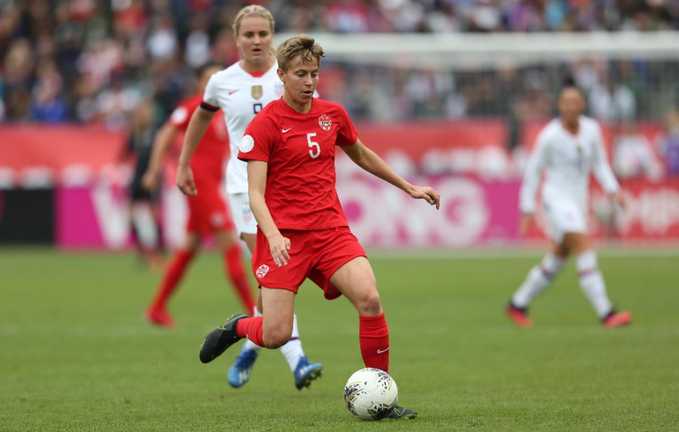 Трансгендерна футболістка Ребекка Квінн / фото з відкритих джерел