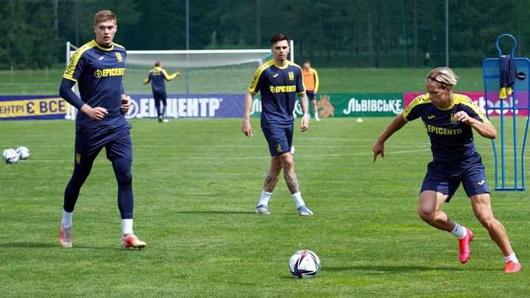 Михаил Мудрик (справа) / фото УАФ Михаил Мудрик (справа) / фото УАФ