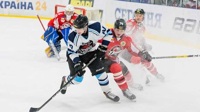 С хоккеистов "Супрелиги" сняли дисквалификацию / ФХУ С хоккеистов "Супрелиги" сняли дисквалификацию / ФХУ
