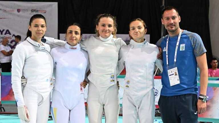 Сборная Украины по фехтованию / фото Facebook НФФУ Сборная Украины по фехтованию / фото Facebook НФФУ