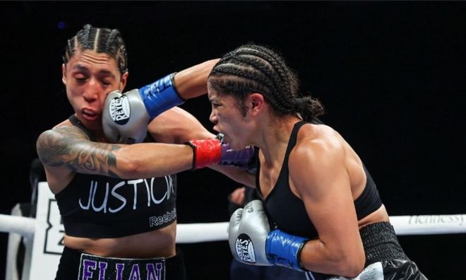 Мексиканская боксерша в отчаянии отказалась продолжать бой: ''Хочу вернуться домой живой''