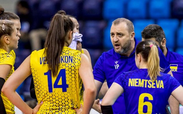 Украина проиграла Венгрии и рискует потерять лидерство в группе женской волейбольной Евролиги