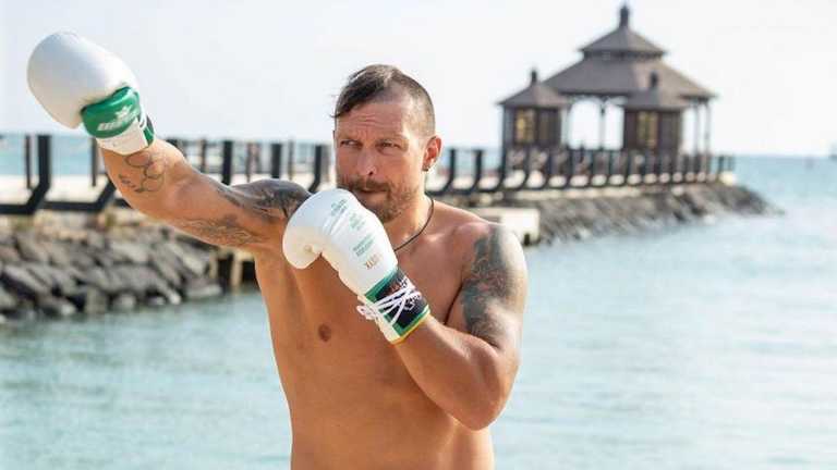 Усик / фото Matchroom Boxing Усик / фото Matchroom Boxing