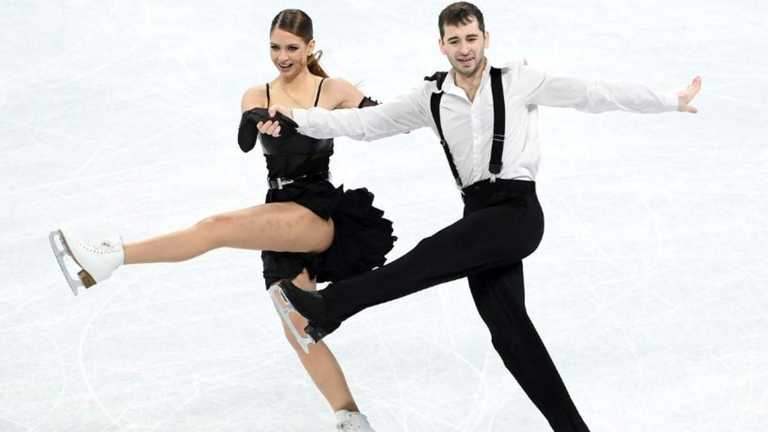 Українські фігуристи / фото з відкритих джерел Українські фігуристи / фото з відкритих джерел