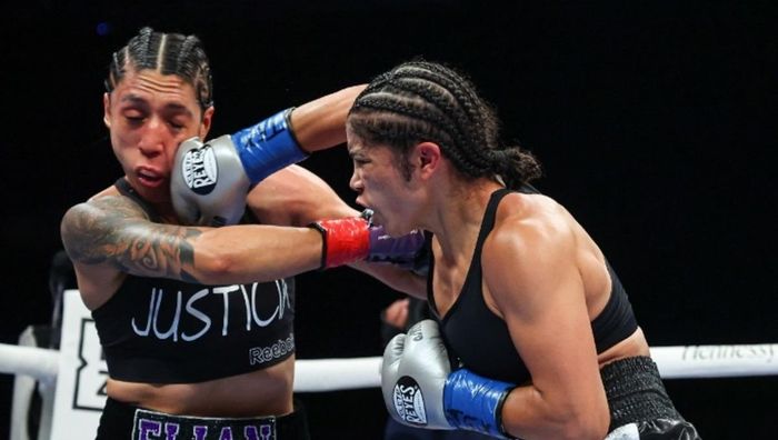 Мексиканська боксерка у розпачі відмовилася продовжувати бій: ''Хочу повернутись додому живою''