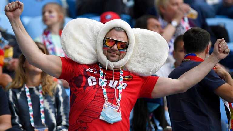 Фанат из россии / Фото АР Фанат из россии / Фото АР