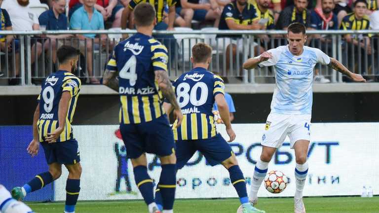 Динамо против Фенербахче / фото ФК Динамо Динамо против Фенербахче / фото ФК Динамо