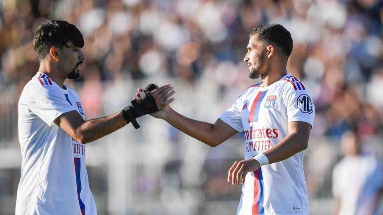 Зірки Ліона проекзаменують Динамо Зірки Ліона проекзаменують Динамо