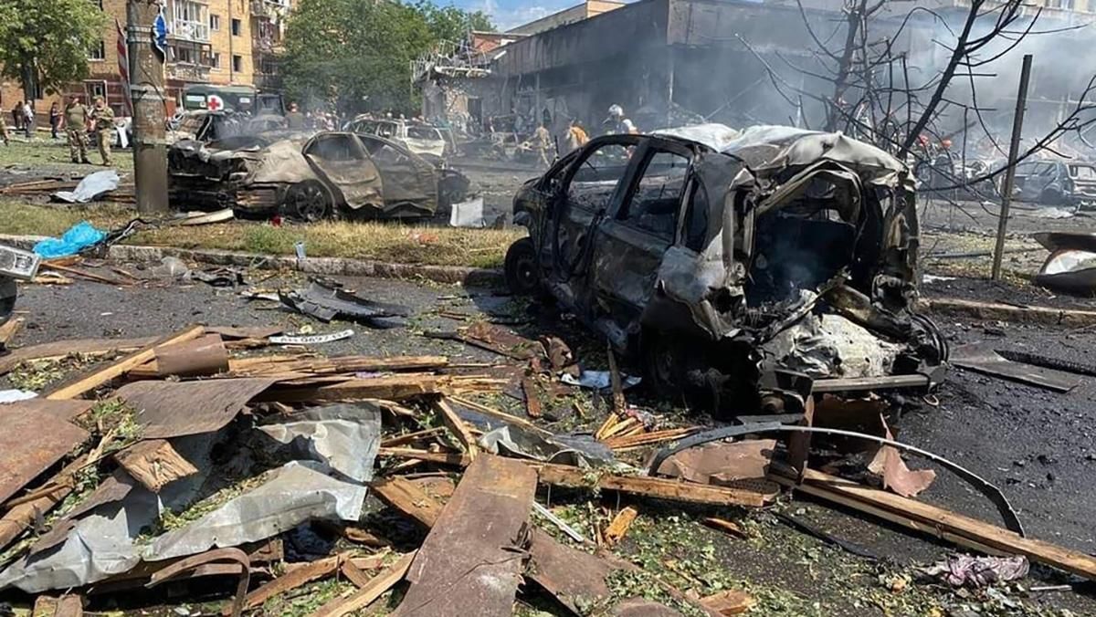 Наслідки удару по Вінниці / фото ДСНС