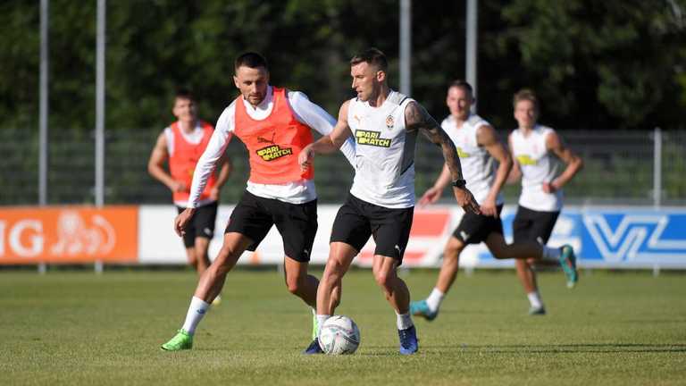 Собрание "горняков" / фото ФК Шахтер Собрание "горняков" / фото ФК Шахтер