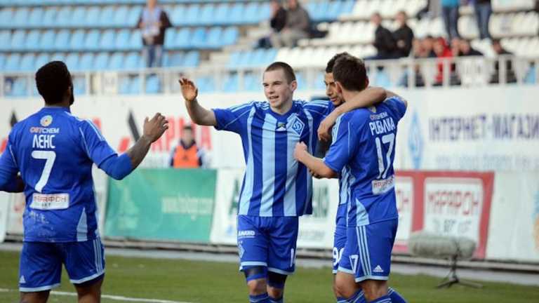 Богдан Михайличенко (в центре) / фото ФК Динамо Богдан Михайличенко (в центре) / фото ФК Динамо