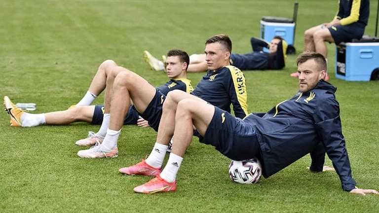 Ярмоленко та Сидорчук / фото із соцмереж Ярмоленко та Сидорчук / фото із соцмереж