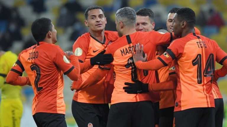 Додо з партнерами / фото з відкритих джерел Додо з партнерами / фото з відкритих джерел