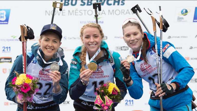 Юлия Джима с другими призерками летнего ЧМ-2021 / фото из открытых источников Юлия Джима с другими призерками летнего ЧМ-2021 / фото из открытых источников