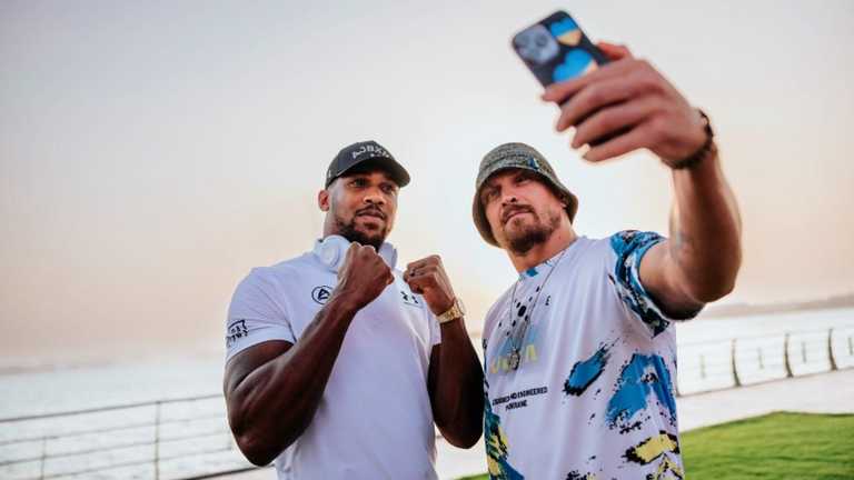 Джошуа и Усик / фото из открытых источников Джошуа и Усик / фото из открытых источников