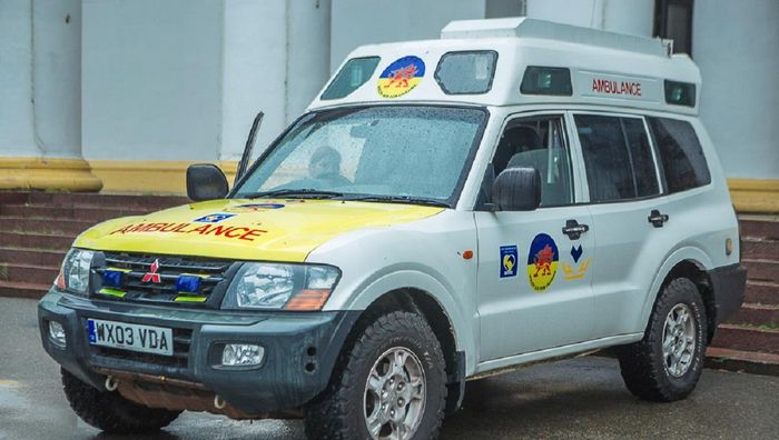 Trinity Ukraine вместе с Favbet поставили в Украину еще 2 кареты скорой помощи для фронта