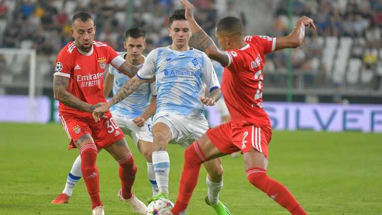 Динамо проти Бенфіки / фото ФК Динамо Динамо проти Бенфіки / фото ФК Динамо