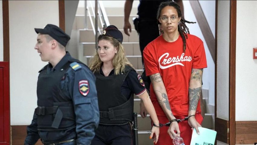 "Поверніть її додому!": фанати та гравці підтримали американську баскетболістку, яку ув'язнили на росії