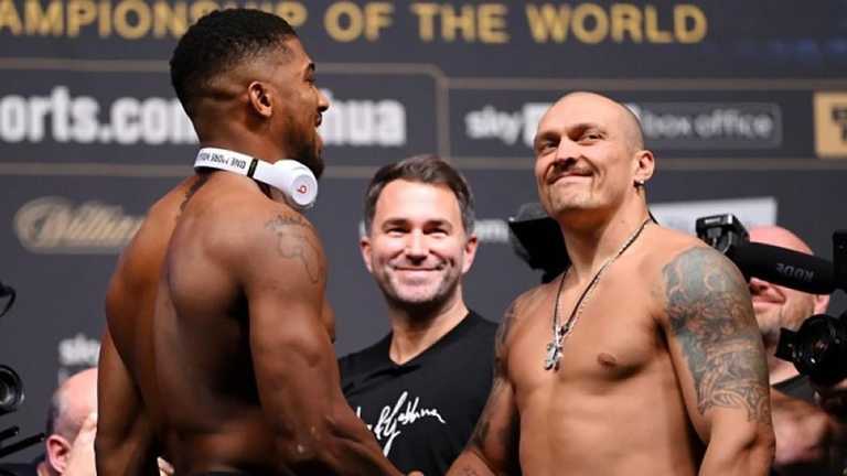 Усик проти Джошуа / фото Matchroom Усик проти Джошуа / фото Matchroom