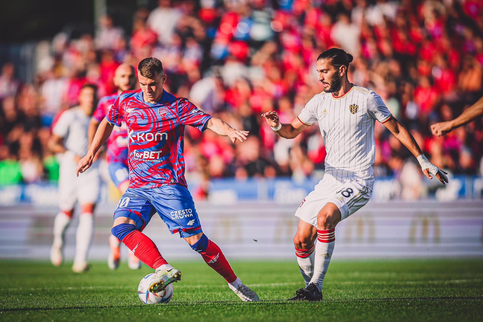 Владислав Кочергін (ліворуч) / фото ФК Ракув