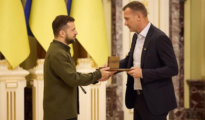 Шевченко отримав особливу нагороду від Президента Зеленського
