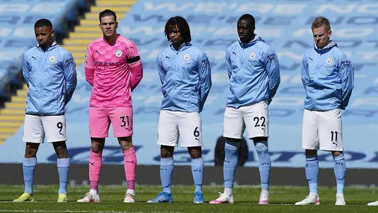 Бенджамин Менди с партнерами / фото Манчестер Сити Бенджамин Менди с партнерами / фото Манчестер Сити