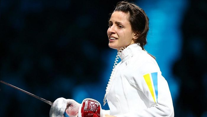 "Я почала забувати російську мову": олімпійська чемпіонка – про війну, пограбування і медаль, яку віддала в банк