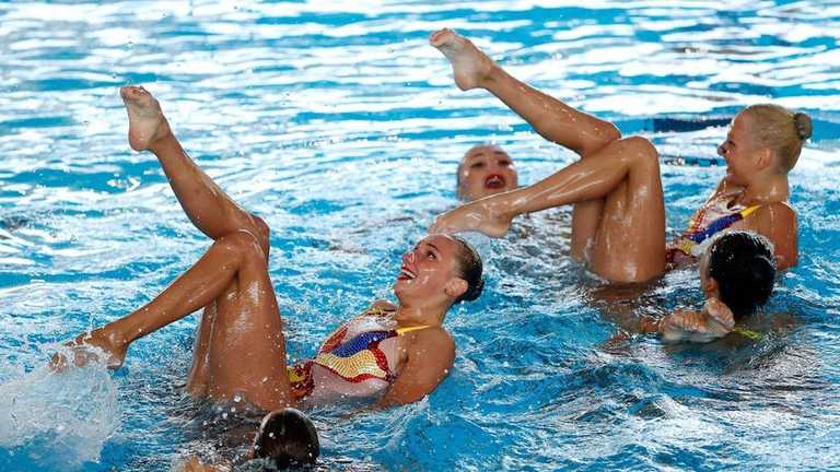 Сборная Украины по артистическому плаванию / фото Ligue Européenne de Natation Сборная Украины по артистическому плаванию / фото Ligue Européenne de Natation