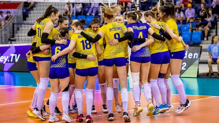 Женская сборная Украины по волейболу стартовала с разгрома в отборе на Евро-2023
