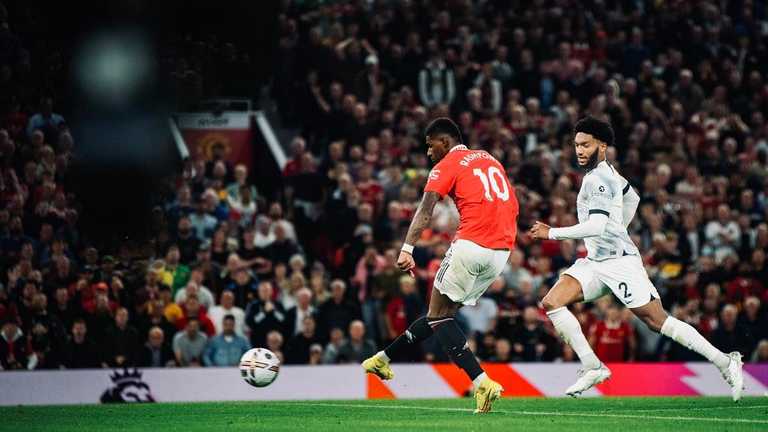 Маркус Рашфорд забив Ліверпулю / Twitter МЮ Маркус Рашфорд забив Ліверпулю / Twitter МЮ