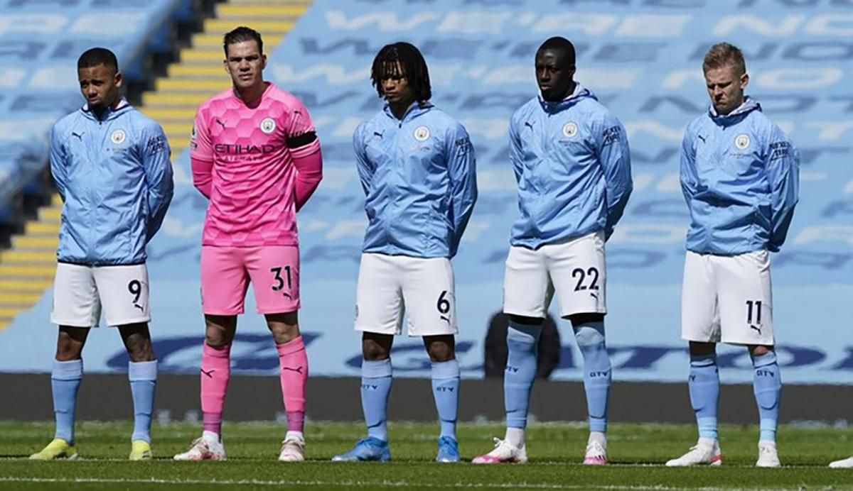 Бенджамін Менді з партнерами / фото Манчестер Сіті