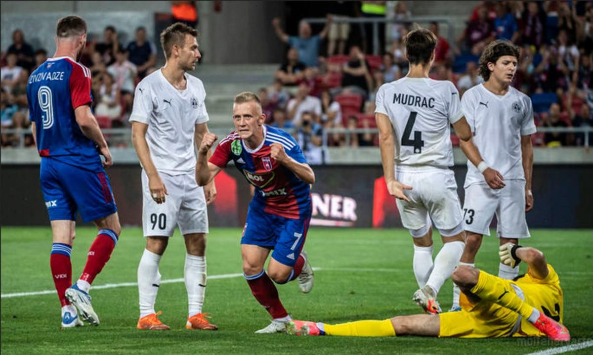 Іван Петряк /  фото ФК Фехервар 