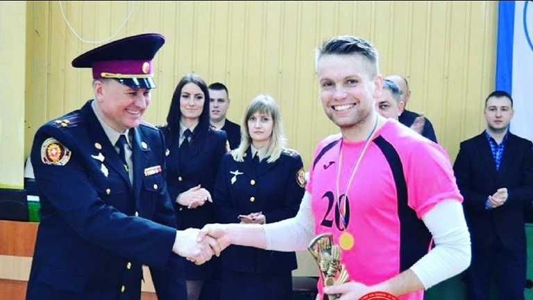 Дмитрий Холоша (справа) / Instagram