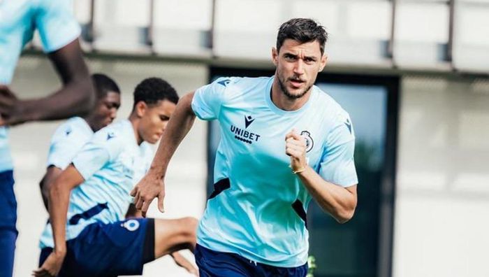 Яремчук забив курйозний гол у дебютному матчі за Брюгге – нова команда українця влаштувала погром Яремчук забив курйозний гол у дебютному матчі за Брюгге – нова команда українця влаштувала погром