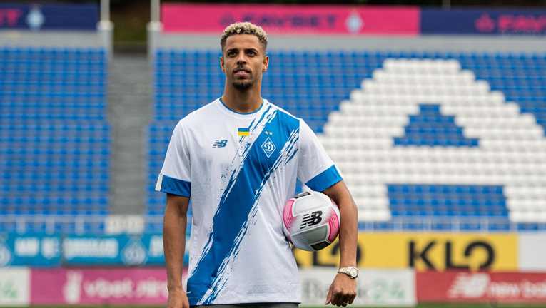 Джастін Лонвейк / фото ФК Динамо Джастін Лонвейк / фото ФК Динамо