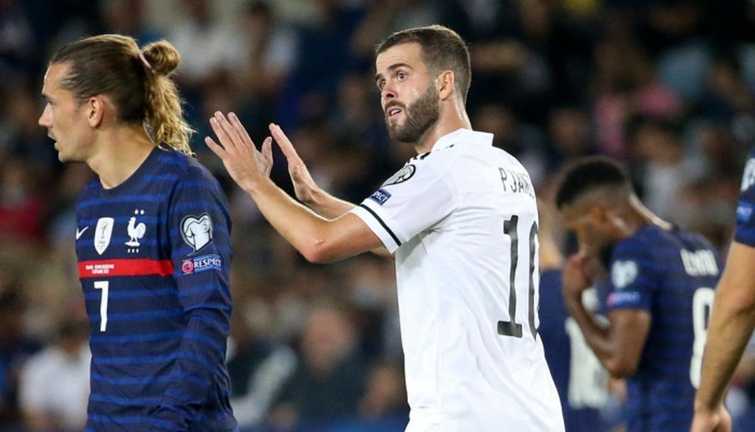 Миралем Пьянич на матче с Францией / фото из открытых источников Миралем Пьянич на матче с Францией / фото из открытых источников