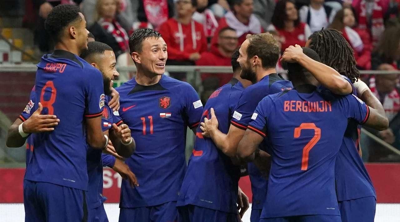 Нидерланды разобрались с Польшей / фото AFP Нидерланды разобрались с Польшей / фото AFP