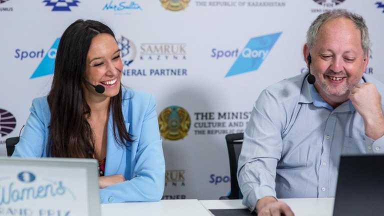 Фиона Стейл-Антони и Илья Смирин / фото ФИДЕ Фиона Стейл-Антони и Илья Смирин / фото ФИДЕ