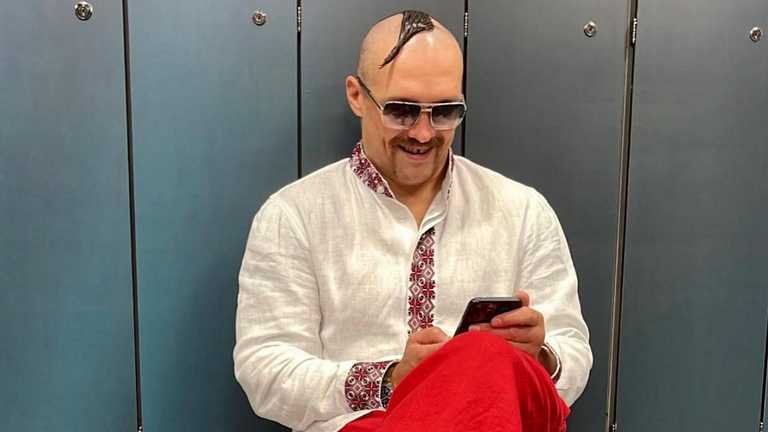 Александр Усик / фото из соцсетей Александр Усик / фото из соцсетей