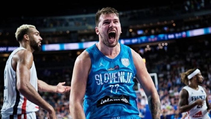 Дончич оформил историческое достижение на Евробаскете-2022 по набранным очкам и опередил обидчика Украины