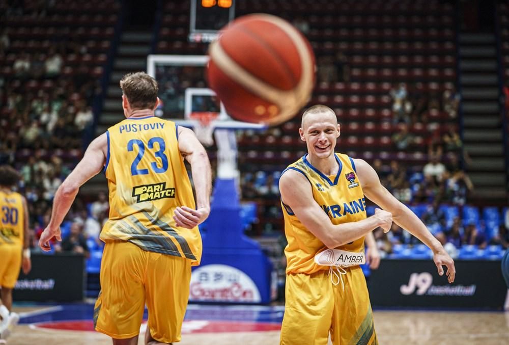 Михайлюк не спас украинцев от поражения